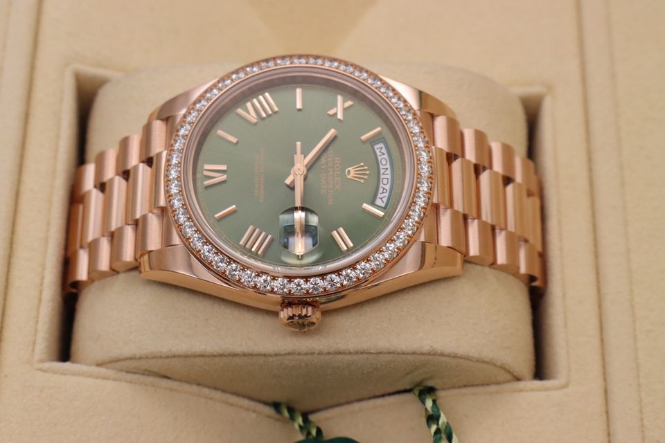 Rolex Day-Date 40 228345 RBR Image 6